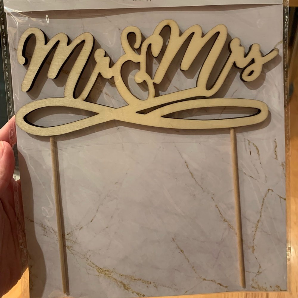 New Mr & Mrs Cake Topper Wedding Engagement Party Decoration Wood